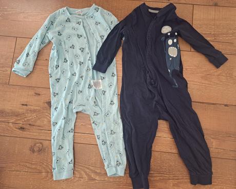 Pyžamko 86/92, lupilu,86