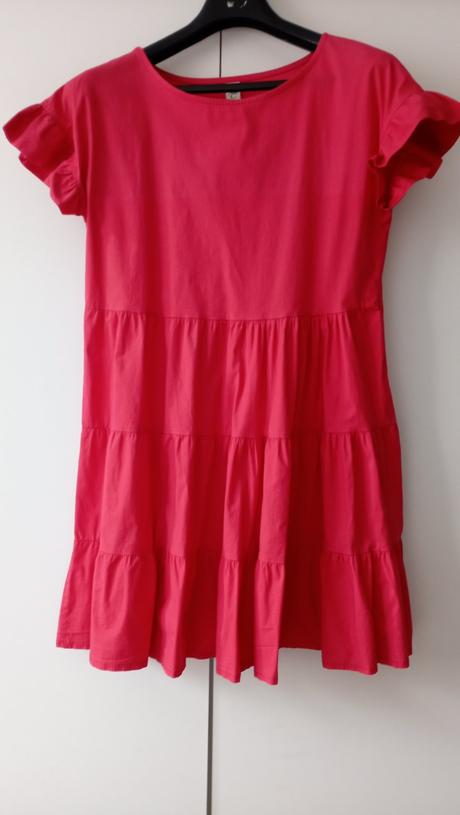 Volánové šaty (už s poštovným), s