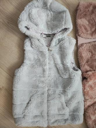 Kožušinova vesta, 128