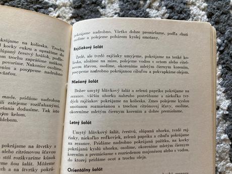 Varíme v prírode-prvé vyd.1975, 