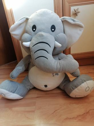 Veľký plyšový slon,