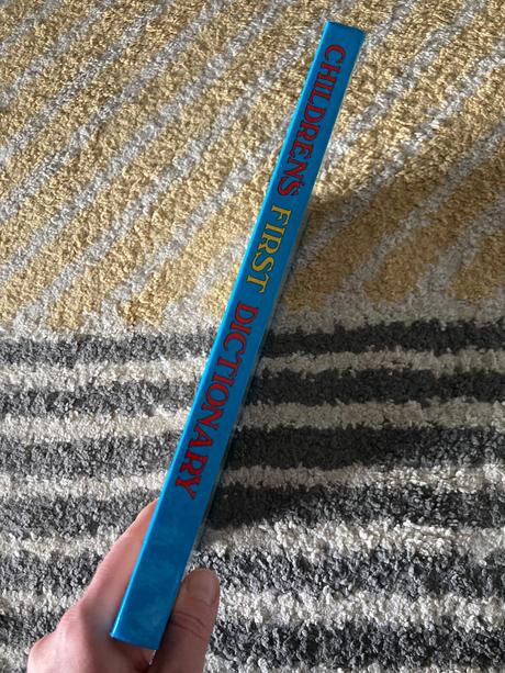 Children's first dictionary (1990), 
