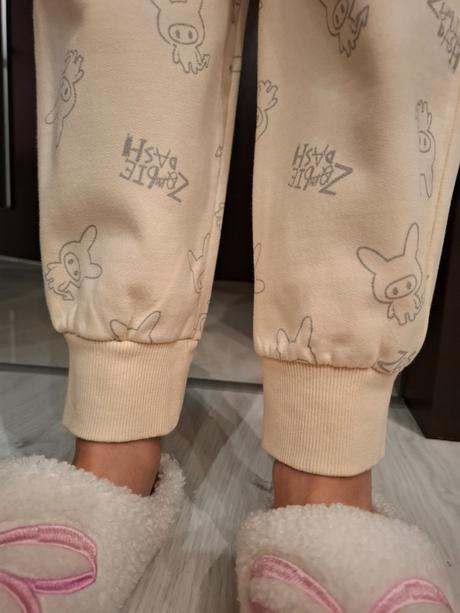 Tepláky zombie 134, 134