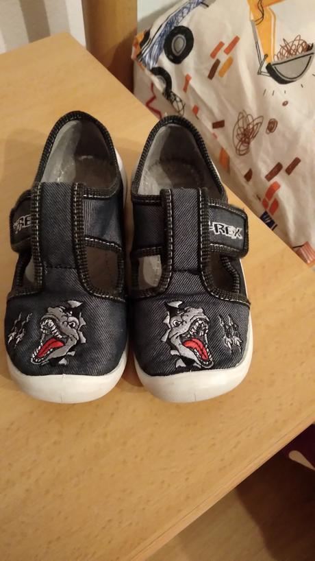 Papuče č.28, baťa,28