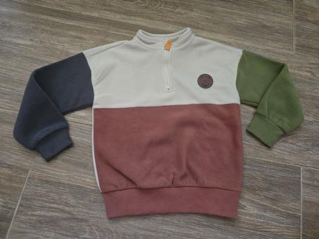 Mikina č.110, sinsay,110