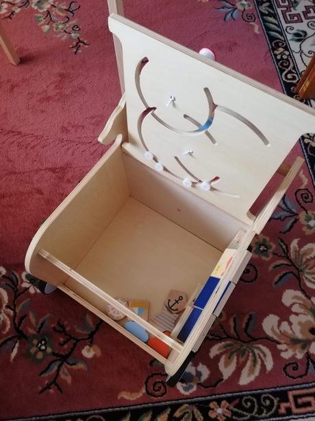 Drevené choditko velryba, 