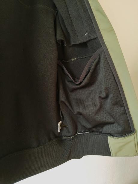 Prechodná vetrovka, yigga,158