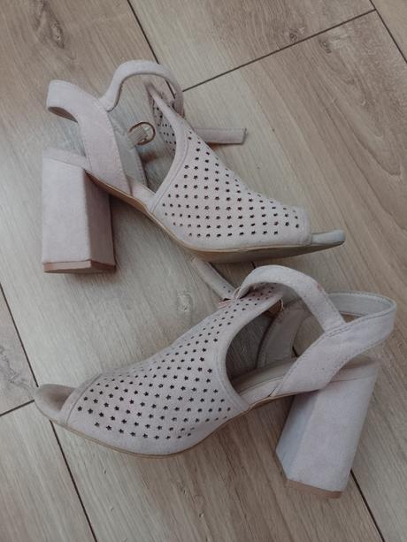 Sandálky, super stav, 36