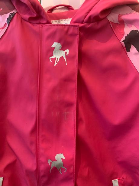 Bundička do dažďa lupilu, lupilu,98