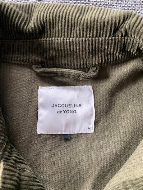 Menčestrovy kabatik, l