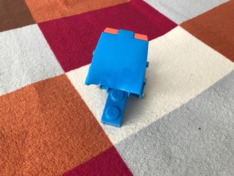 Auto - rozkladacie 15,5 x 13,5 x 8 cm,