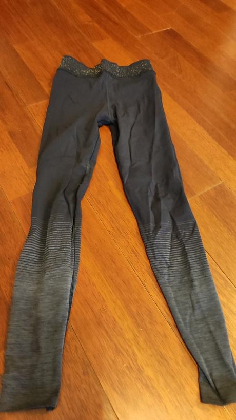 Gymnastické legíny, 134