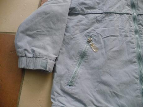 Svetlo modrá vetrovka na jar   exes, 116