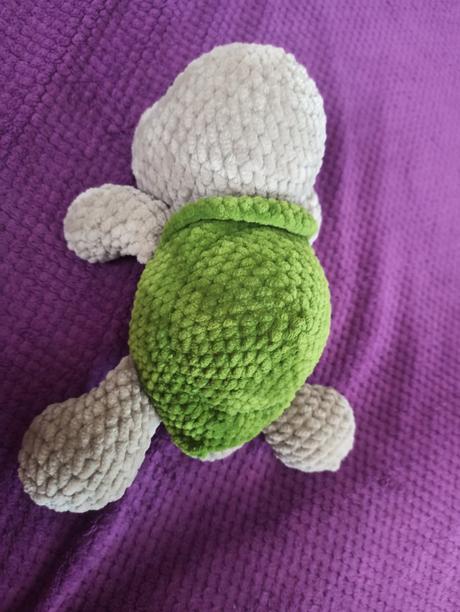 - hračka, háčkovaná, korytnacka, 