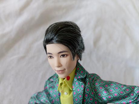 Barbie ken bts rm bez krabice,