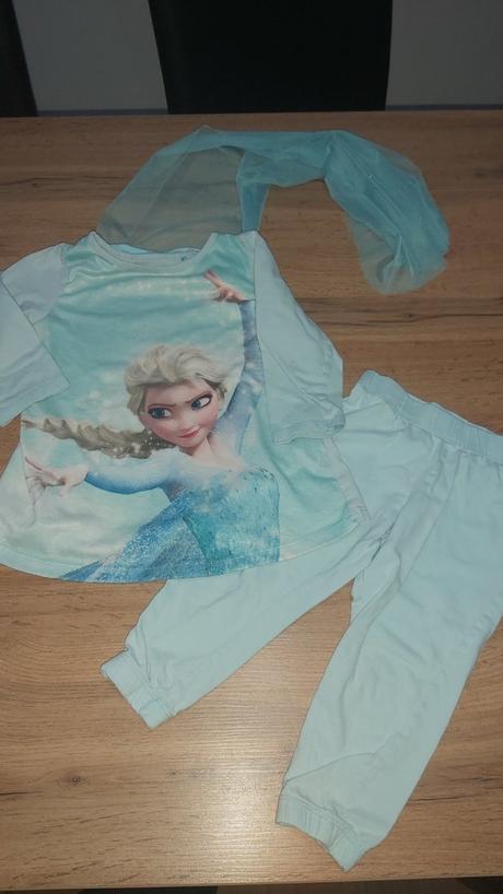 Pyzamko frozen so zavojom, reserved,86