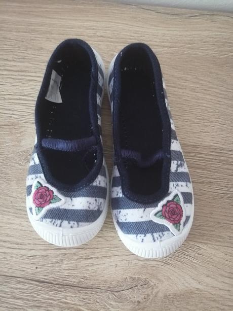 Platené balerinky, 25