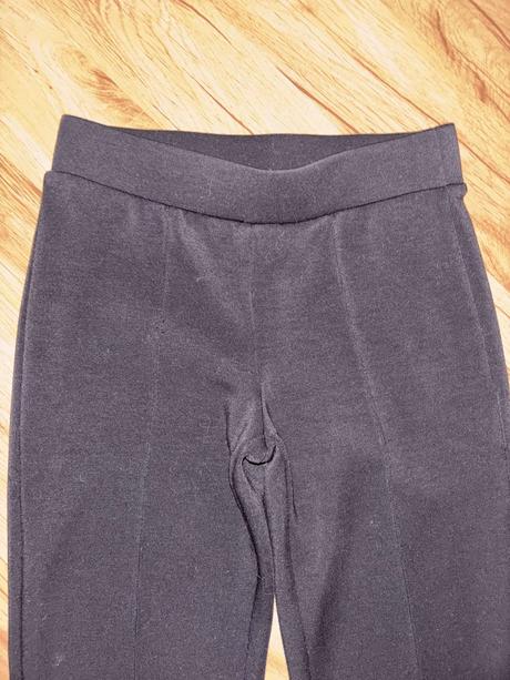 Zvonove teplákové legíny bershka xs, bershka,xs