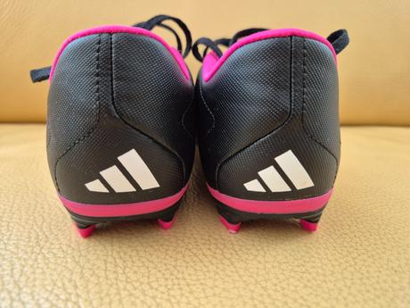 Nové kopačky adidas predator, adidas,33