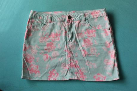 Kvetinková, h&m,158