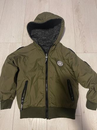 Chlapcenska vetrovka obojstranna, 134