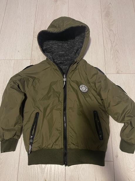 Chlapcenska vetrovka obojstranna, 134