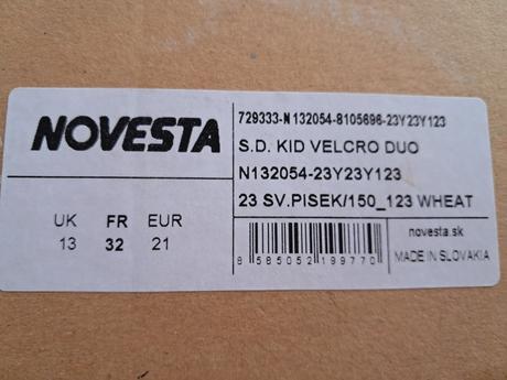 Nové tenisky novesta, 32