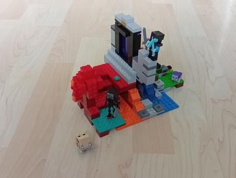 21172 lego minecraft zničený portál, 