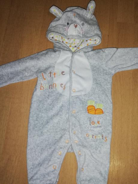 Overal zajacik, george,62