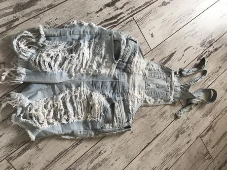 Dámske riflove kraťasy met, 26