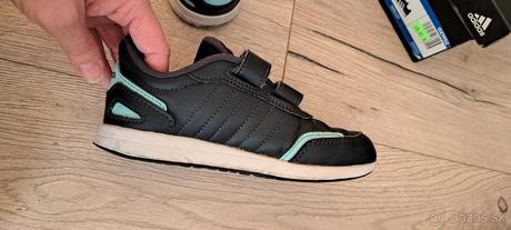 Chlapčenské prechodné tenisky adidas veľ. 30, adidas,30