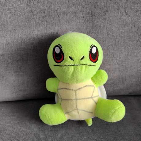 Plyšová hračka - zelený sqirlel- pokémon, 