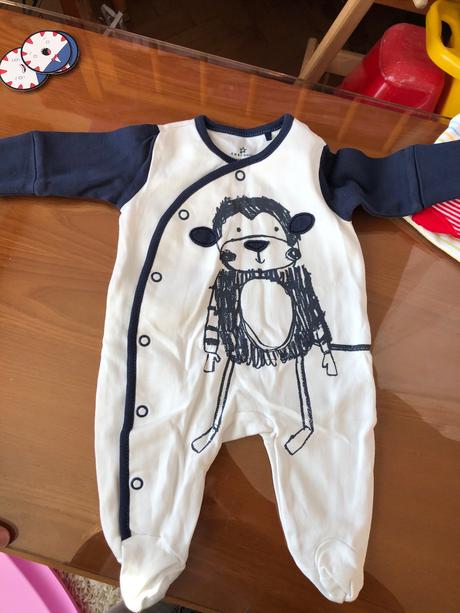 Pyzamko overal, next,56