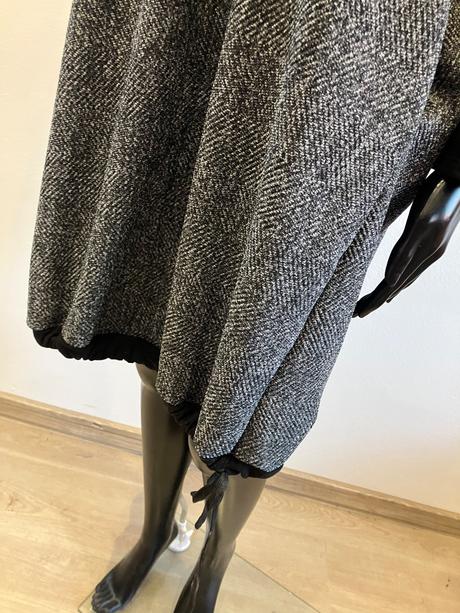 Dámske šaty oversize sivo-čierne (uni), l / m / xl