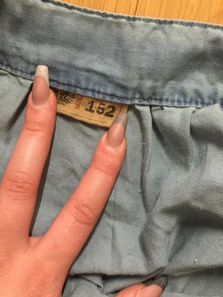 Dievčenská sukňa, 152