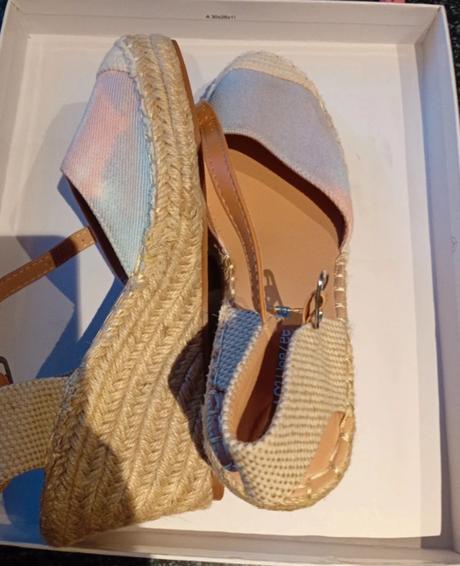 Espadrilky uzavreté, 38