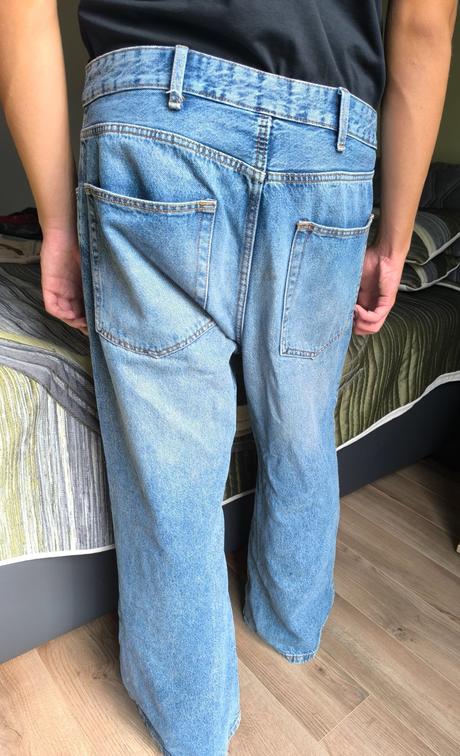 Moderné široké rifle, bershka,42