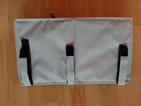 Závesný organizér na postel, 