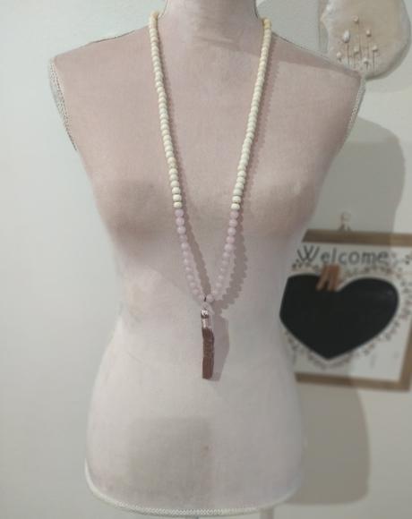 Náhrdelník do strapcom, 