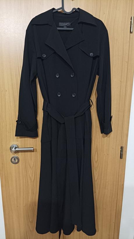 Krásne šaty v štýle treckotu, zara,m