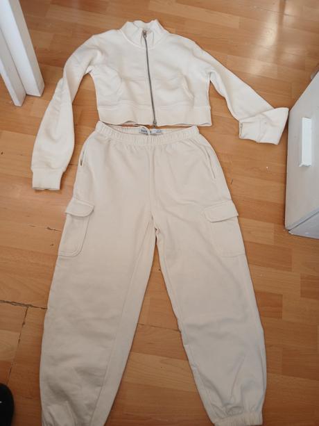 Suprava, bershka,134