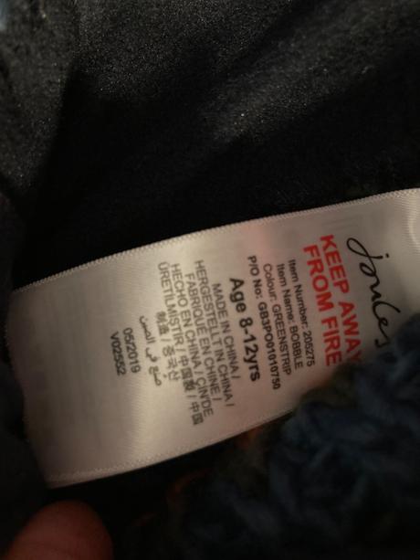 Joules pasikovana čiapka s bambulou top stav, 122