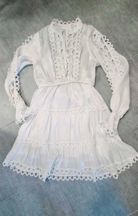 Krajkove lrskle saty, m