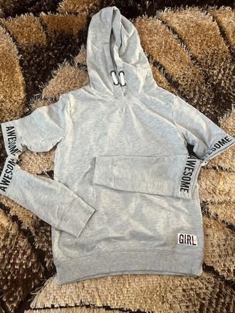 Mikina awesome, takko,146