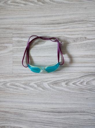 Plavecké okuliare speedo, 
