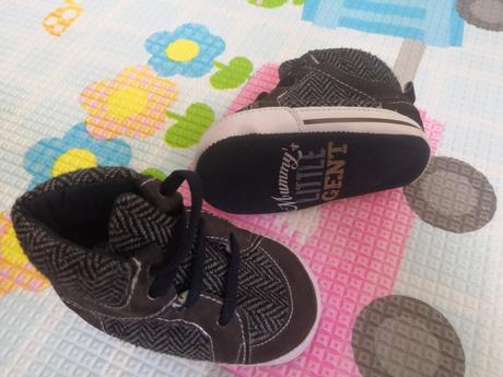 Topánočky pre bábätko, <17