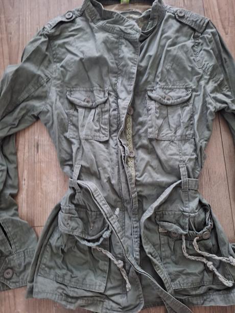 Khaki bundicka, primark,38