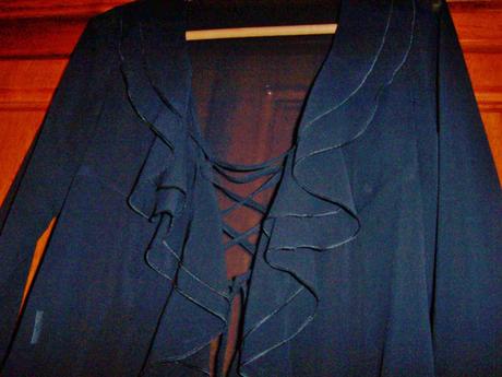 Blúzka čierna,šifónová s volánmi, s