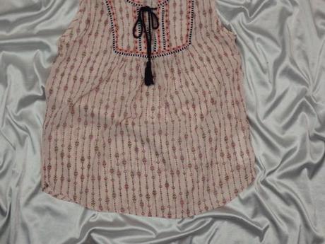 Kvalitný letný top, s