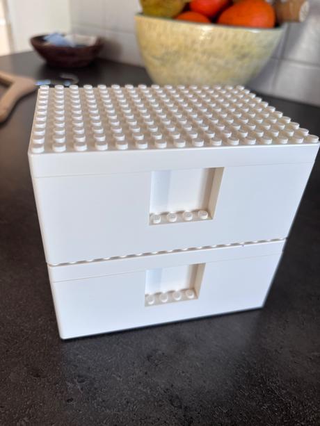 Lego ikea boxy,